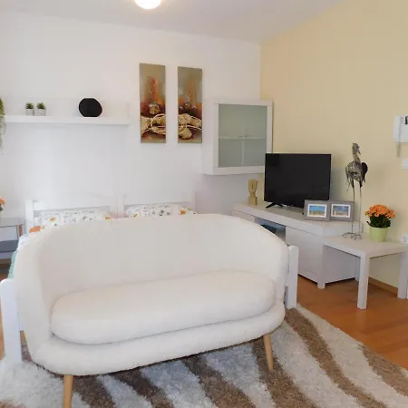 Apartma Minas Lägenhet