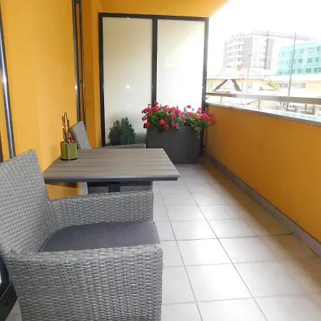 Apartma Minas Lägenhet *